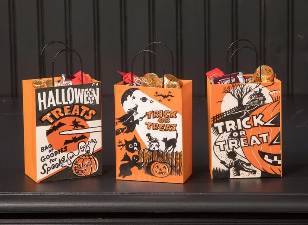 Halloween Tin Treat Bags