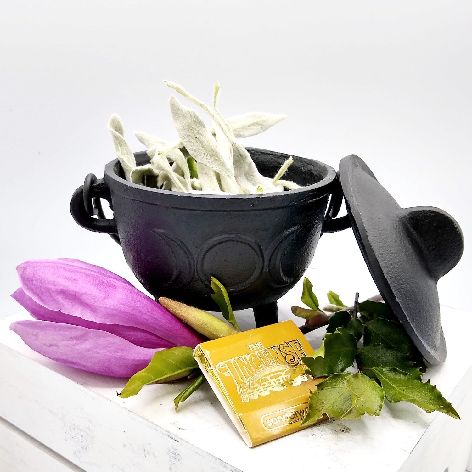 Cauldrons & Mortar and Pestles