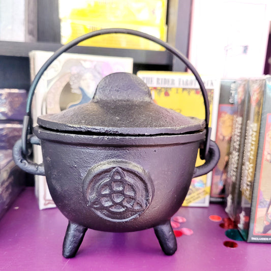 Wide Mouth Caldron with Triquetra