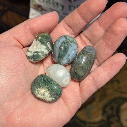 Moss Agate - Tumbled
